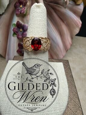 Vintage 14K Gold Natural Garnet Ring Oval Estate Openwork Cocktail Size 6.25